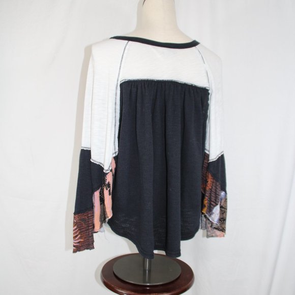 We the Free by Free People Women's Friday Fever Pattern Mix Top Boho Size M - Picture 4 of 6